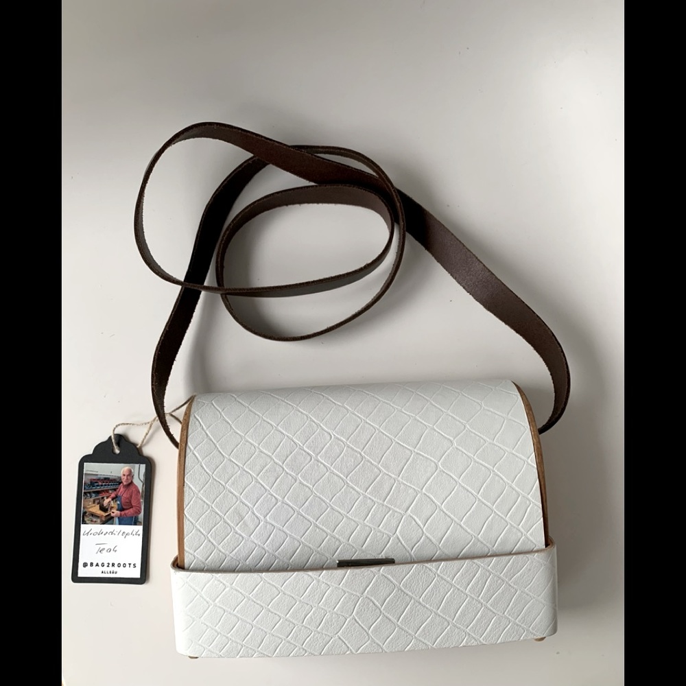 NWT Bag2Roots medium leather bag